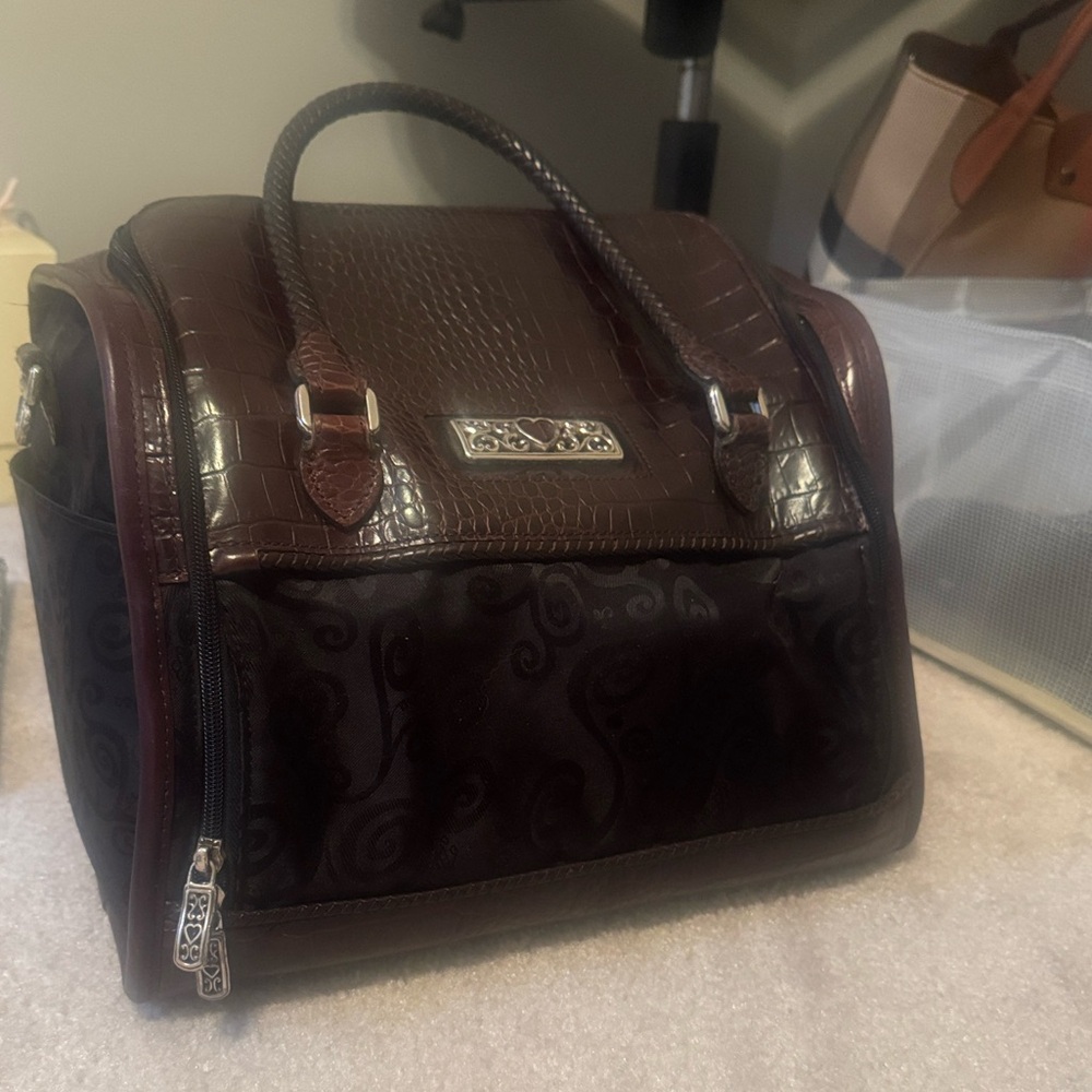 Brighton Lansky Black & Brown Croc embossed leather toiletry cosmetic overnight